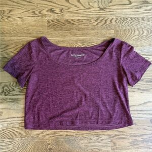 Outdoor voices cropped T shirt top. Size Small.